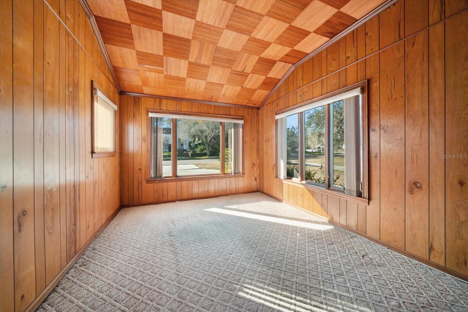 Image 24 of 39 For 1524 Maple Street