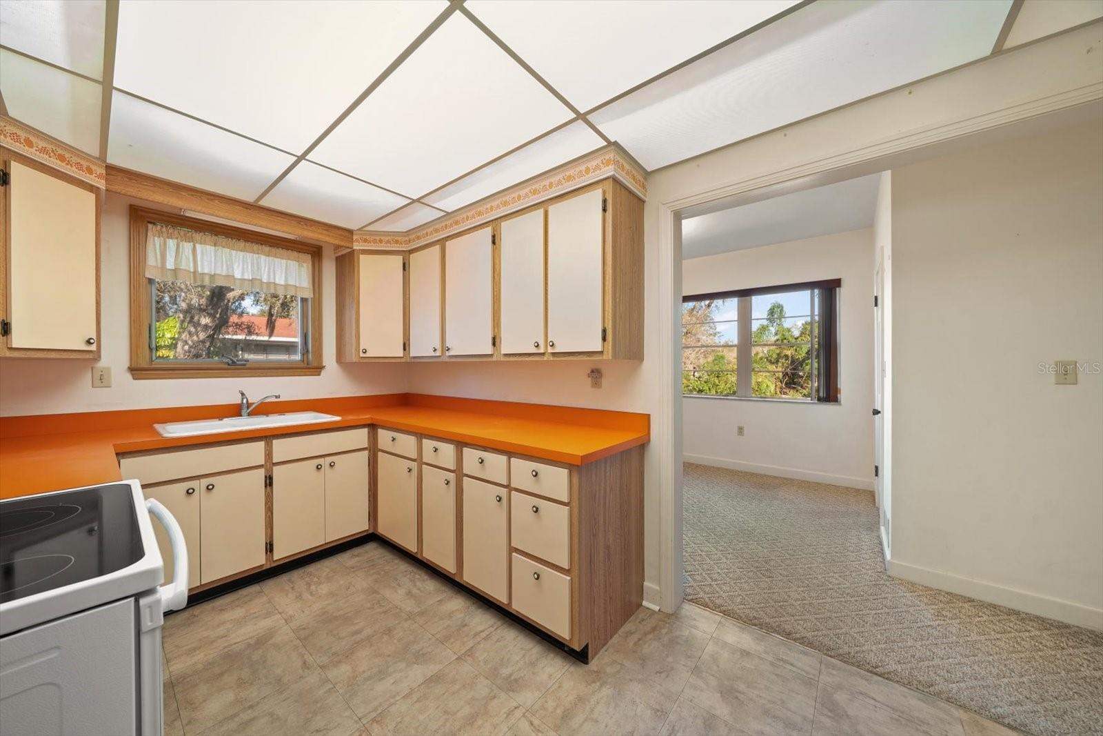 Image 27 of 39 For 1524 Maple Street