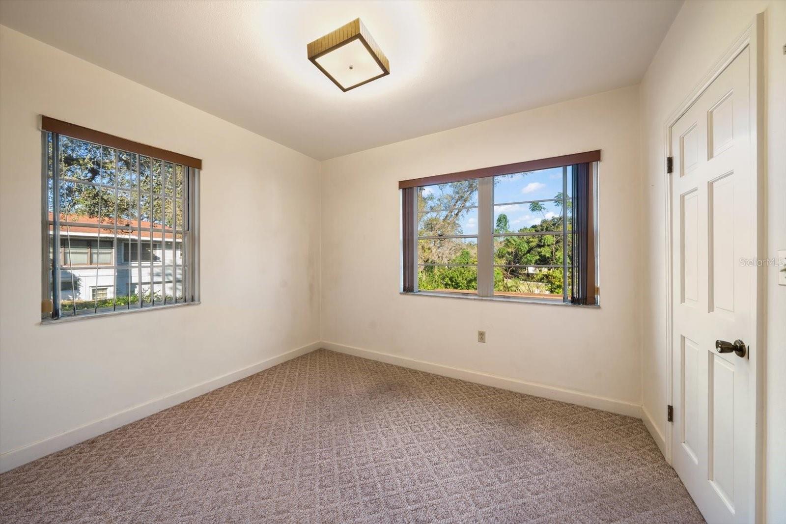 Image 28 of 39 For 1524 Maple Street