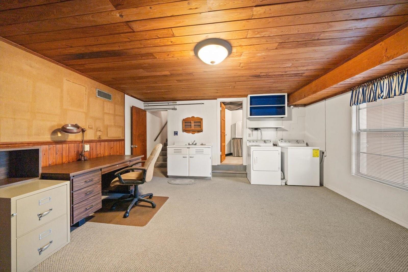 Image 31 of 39 For 1524 Maple Street