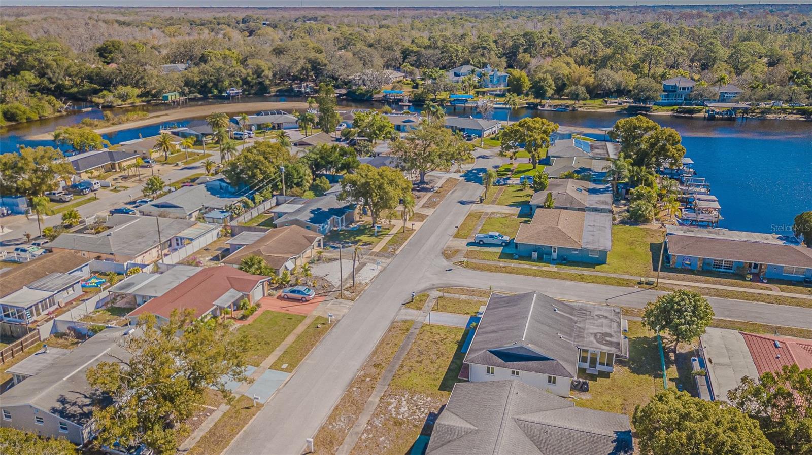 Image 18 of 20 For 1159 Fernwood Drive