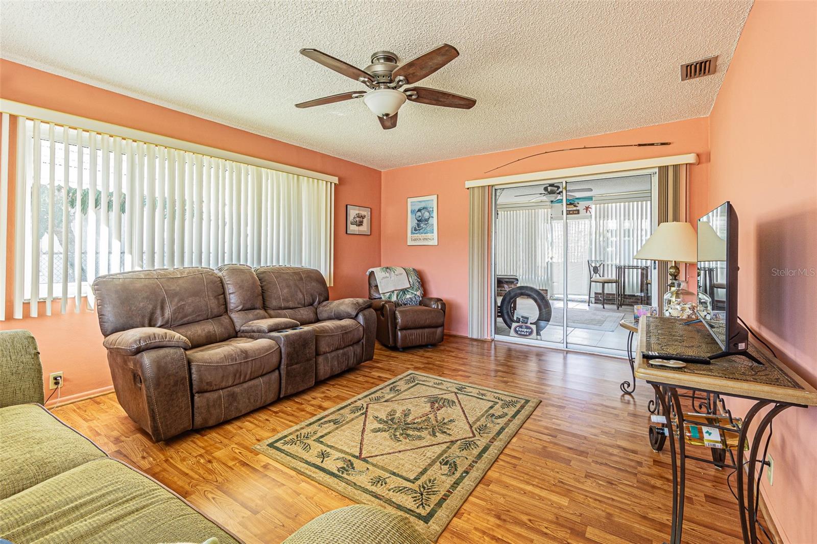 Image 5 of 20 For 1159 Fernwood Drive