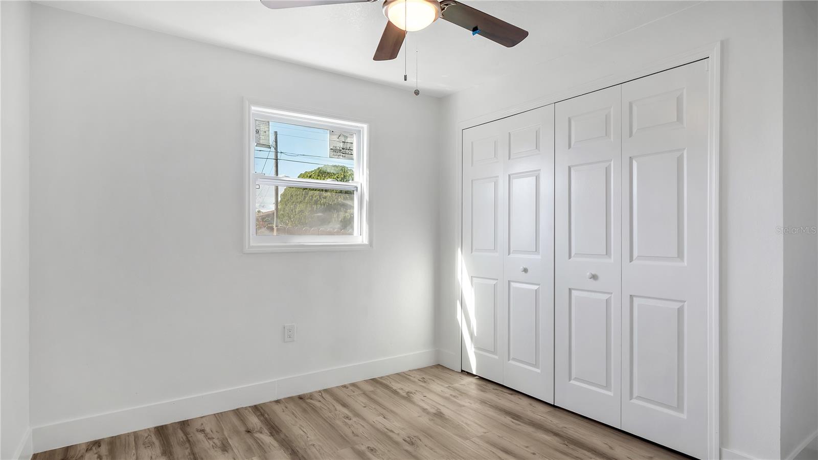 Image 24 of 40 For 3925 Robson Street