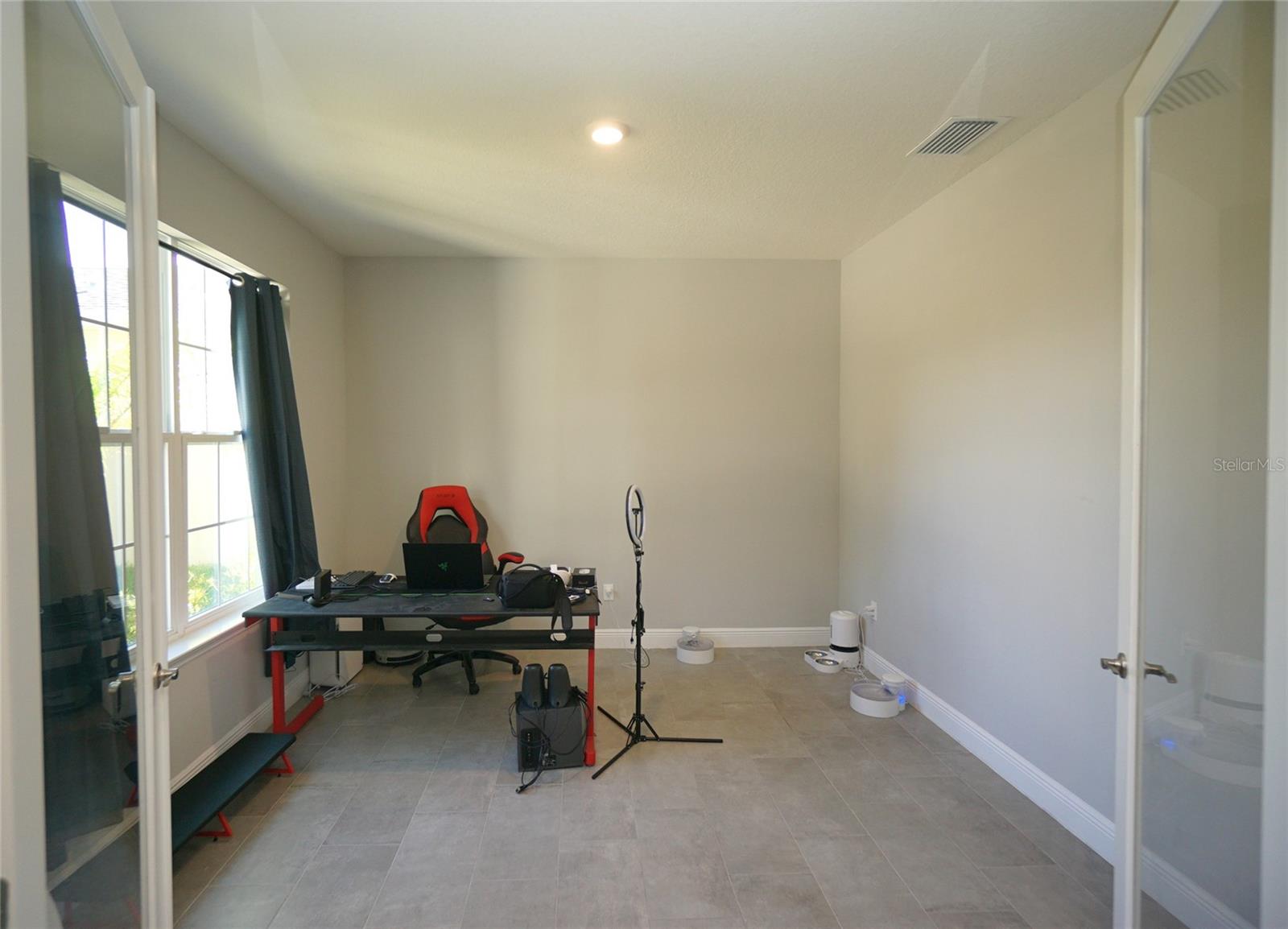 Image 23 of 28 For 22990 Scaglione Drive