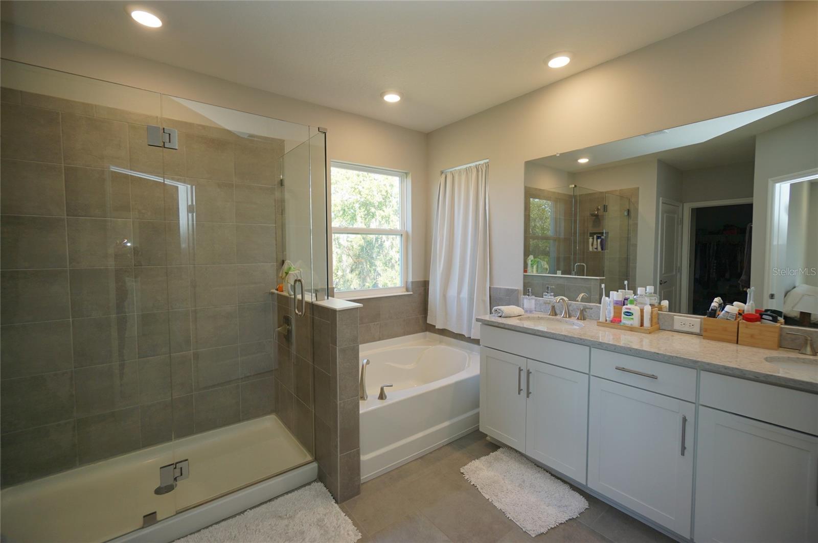 Image 24 of 28 For 22990 Scaglione Drive