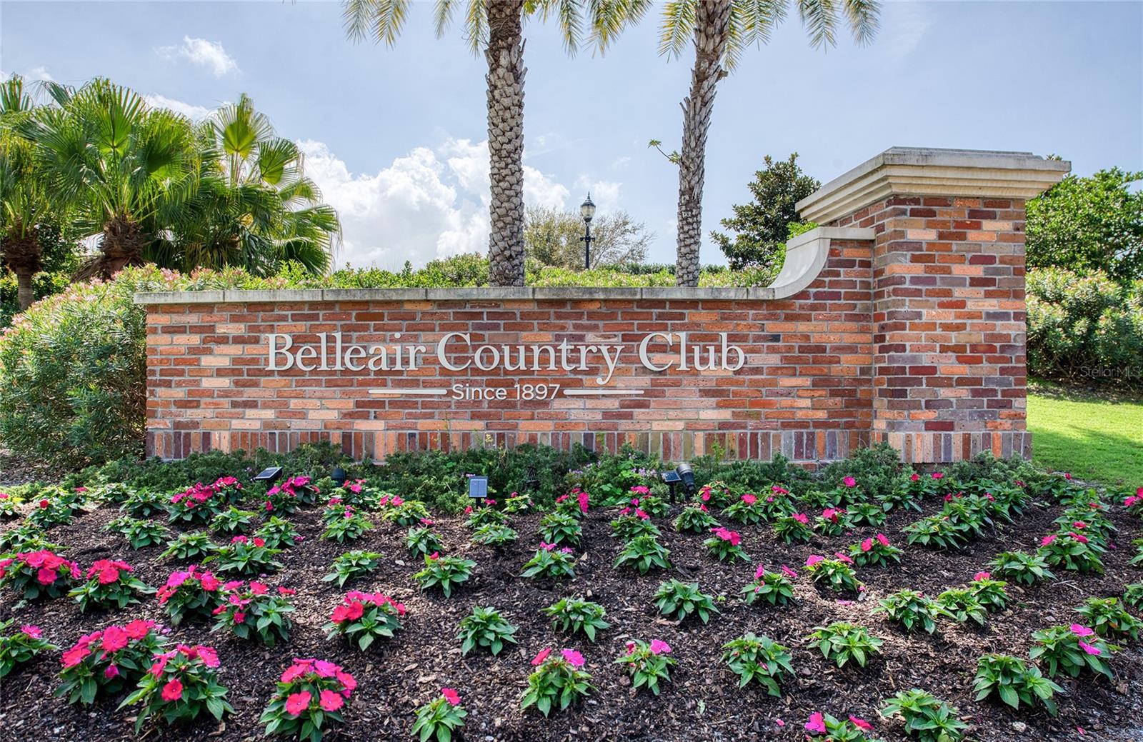 Image 2 of 73 For 8 Belleview Boulevard 702