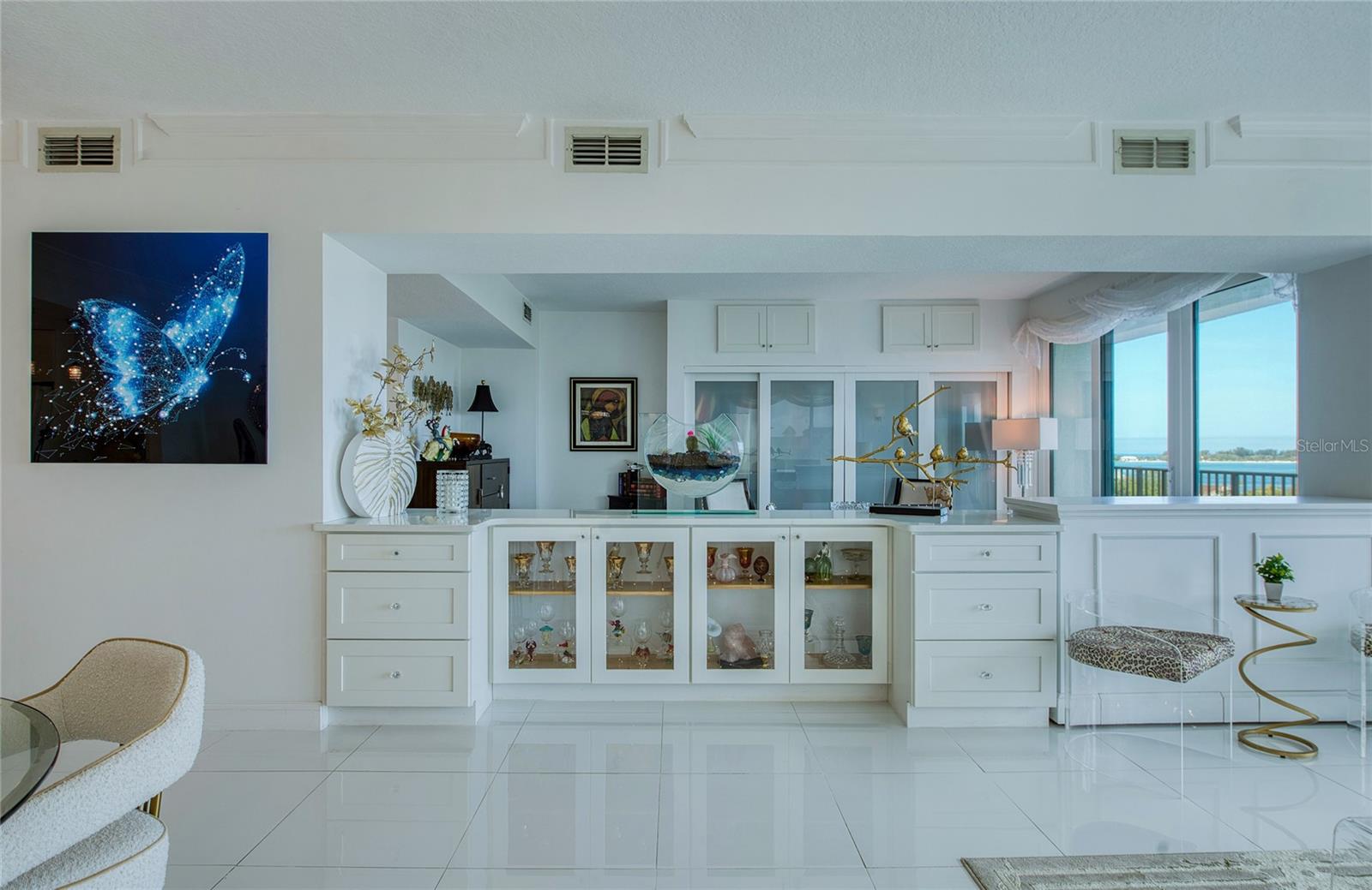 Image 22 of 73 For 8 Belleview Boulevard 702