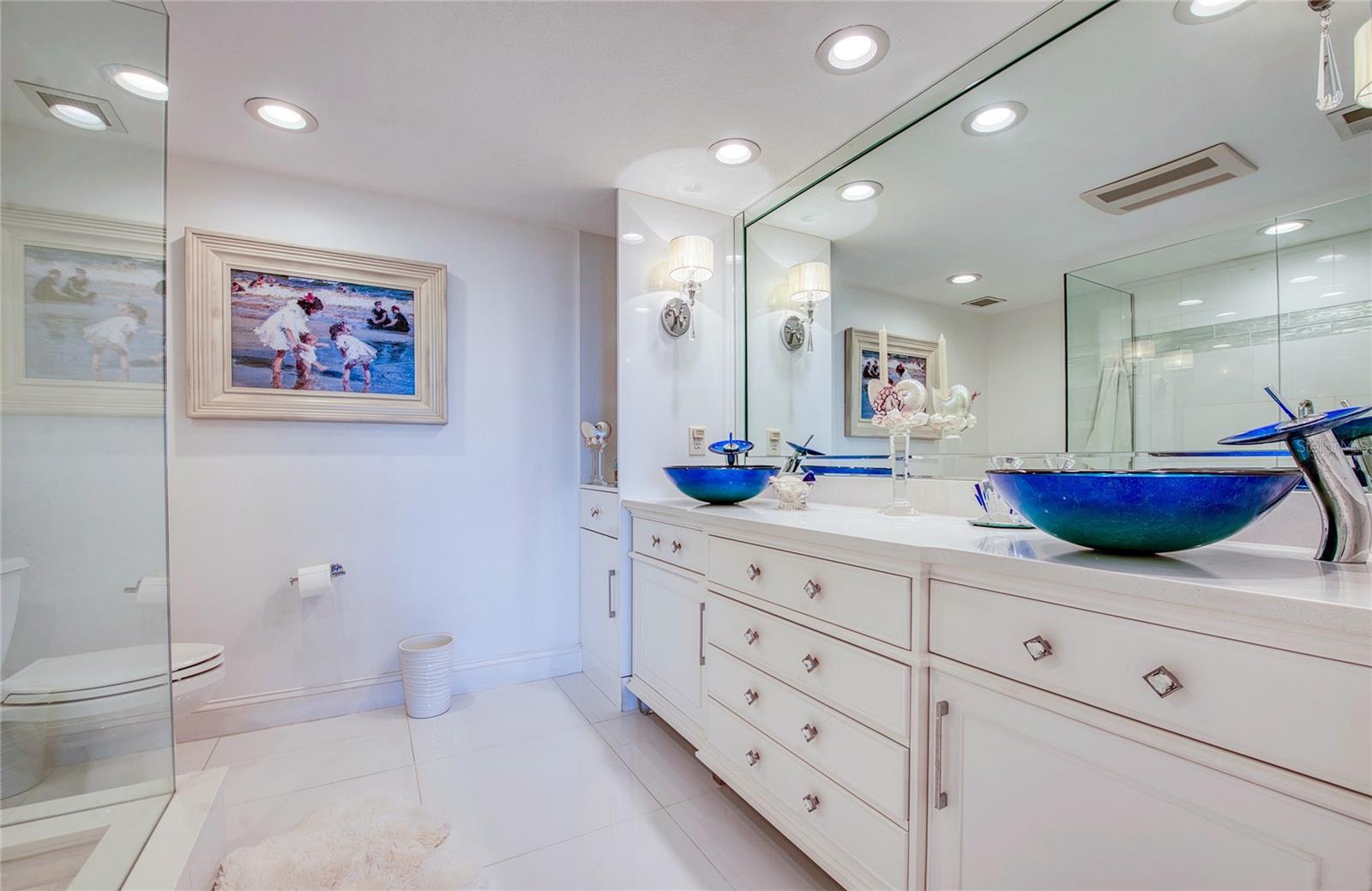 Image 37 of 73 For 8 Belleview Boulevard 702