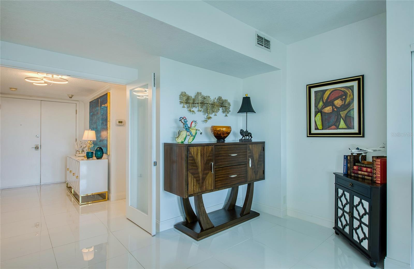 Image 44 of 73 For 8 Belleview Boulevard 702