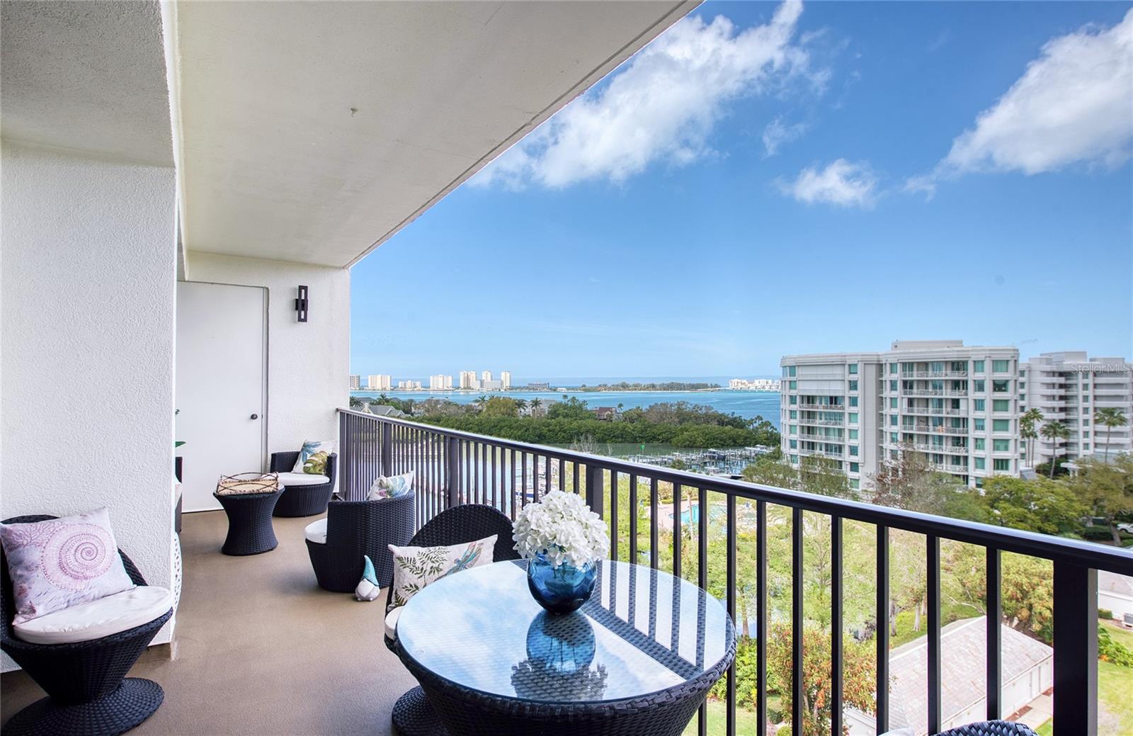 Image 50 of 73 For 8 Belleview Boulevard 702