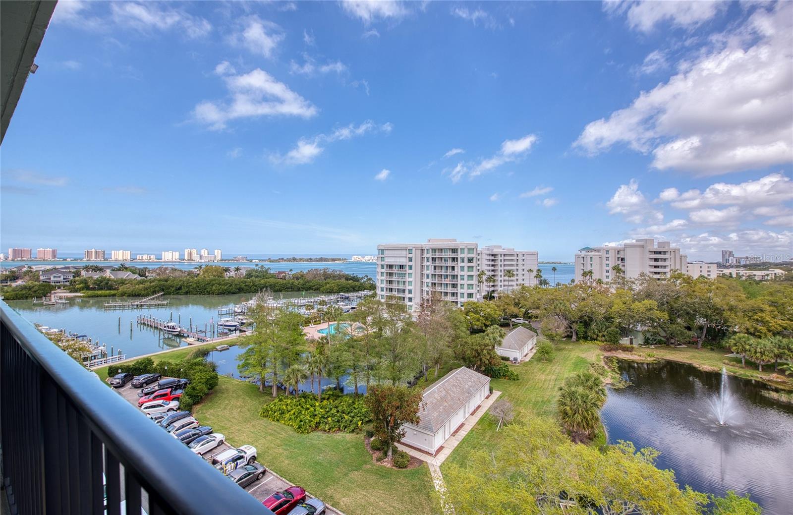 Image 57 of 73 For 8 Belleview Boulevard 702