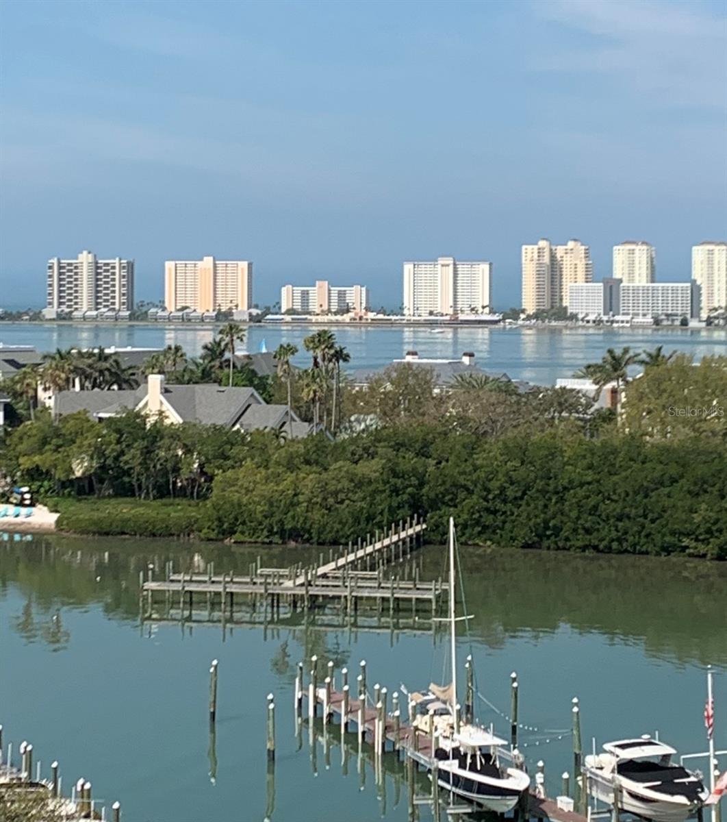 Image 58 of 73 For 8 Belleview Boulevard 702