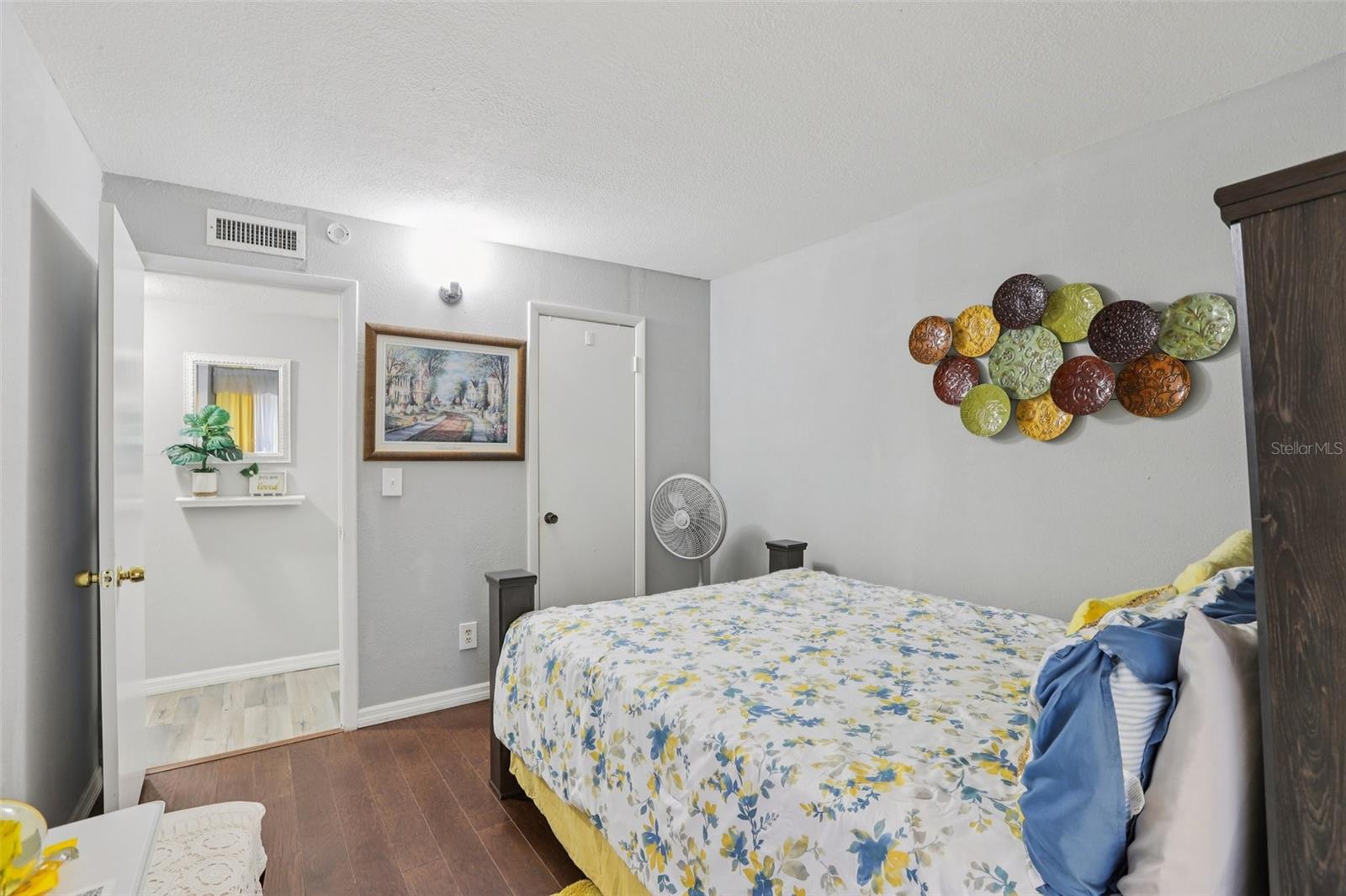 Image 18 of 38 For 4709 Puritan Circle 702