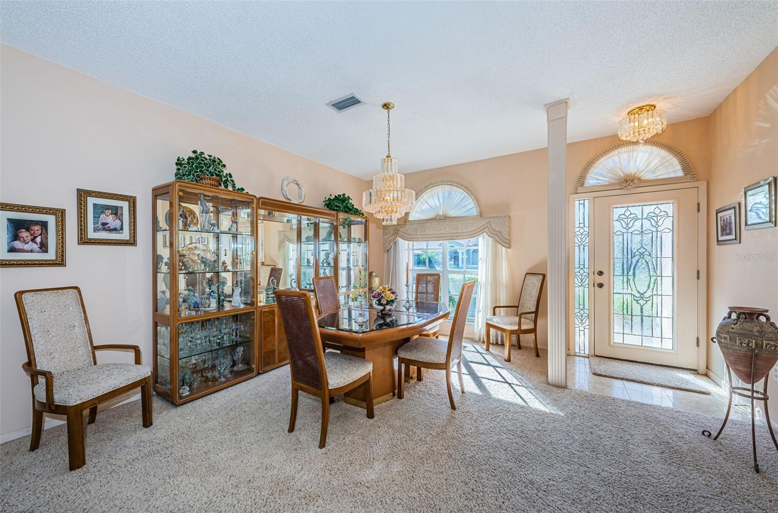 Image 14 of 65 For 2700 Jarvis Circle