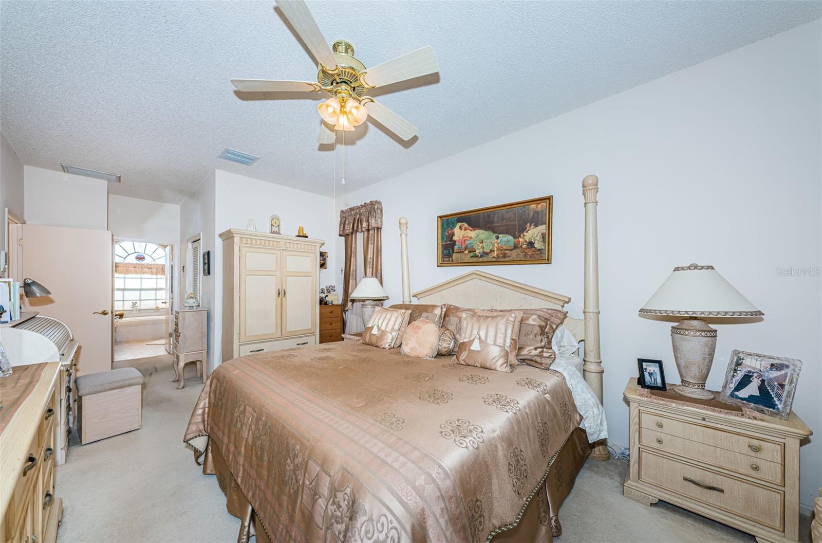 Image 33 of 65 For 2700 Jarvis Circle