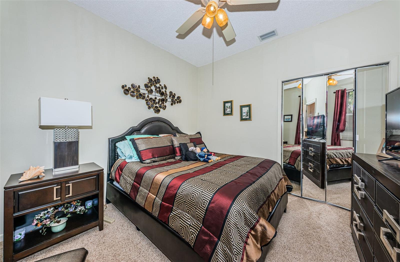 Image 37 of 65 For 2700 Jarvis Circle