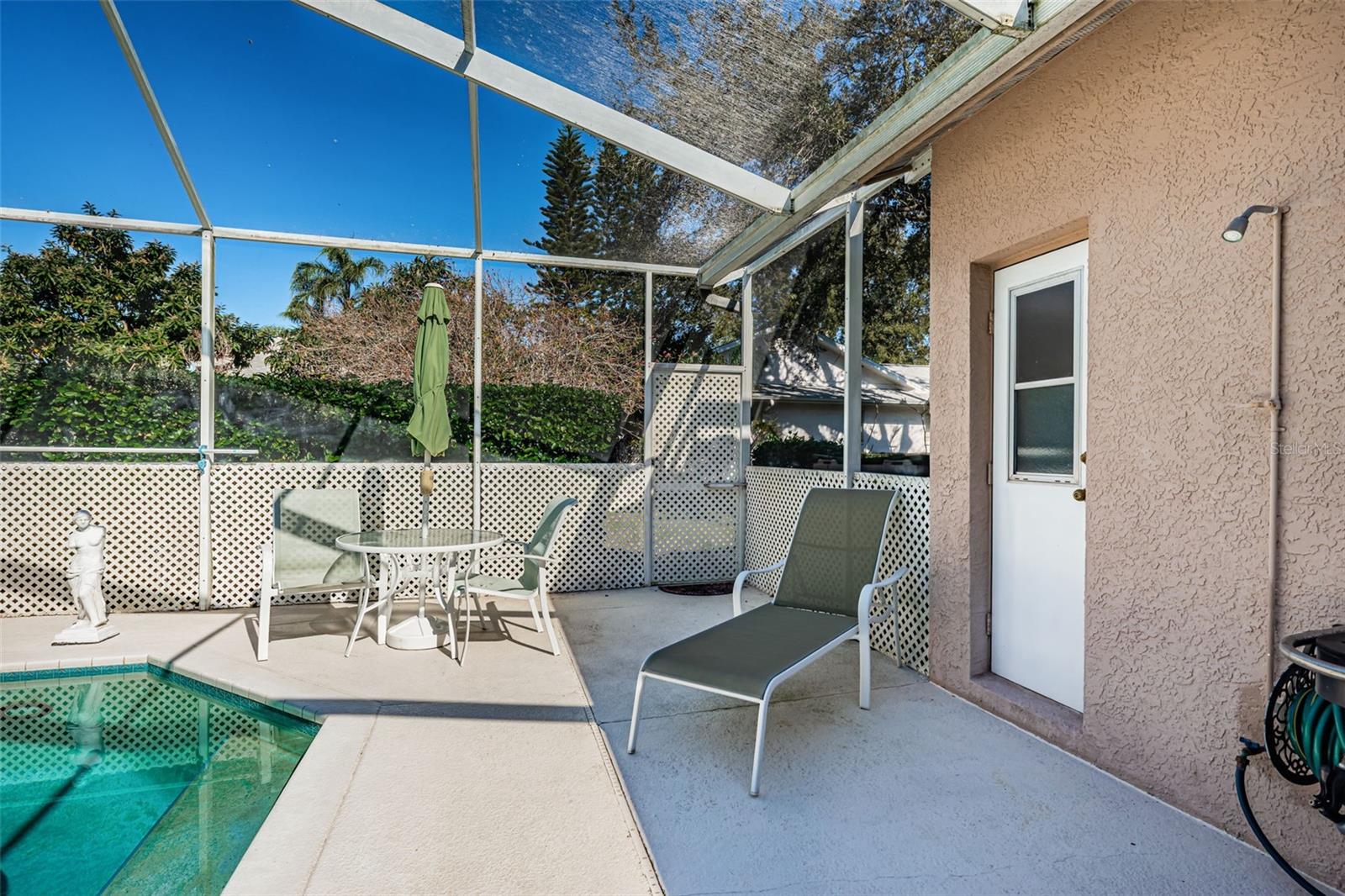 Image 45 of 65 For 2700 Jarvis Circle