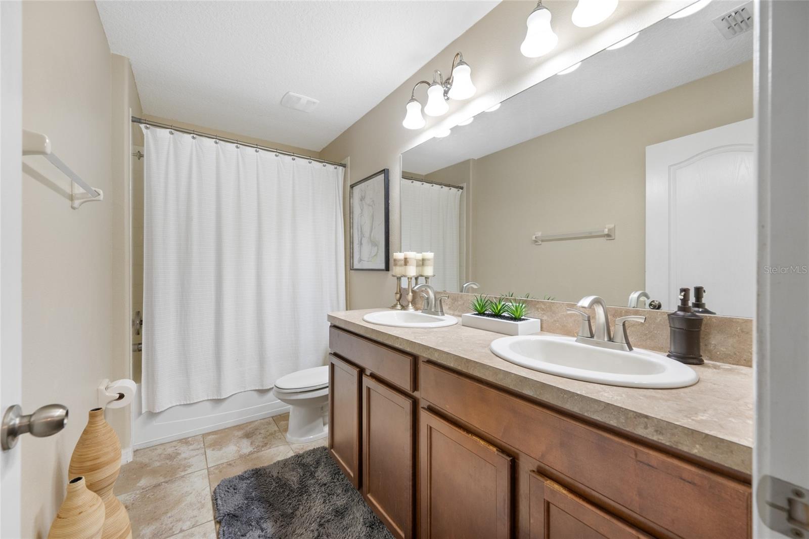 Image 45 of 57 For 10832 Carloway Hills Drive