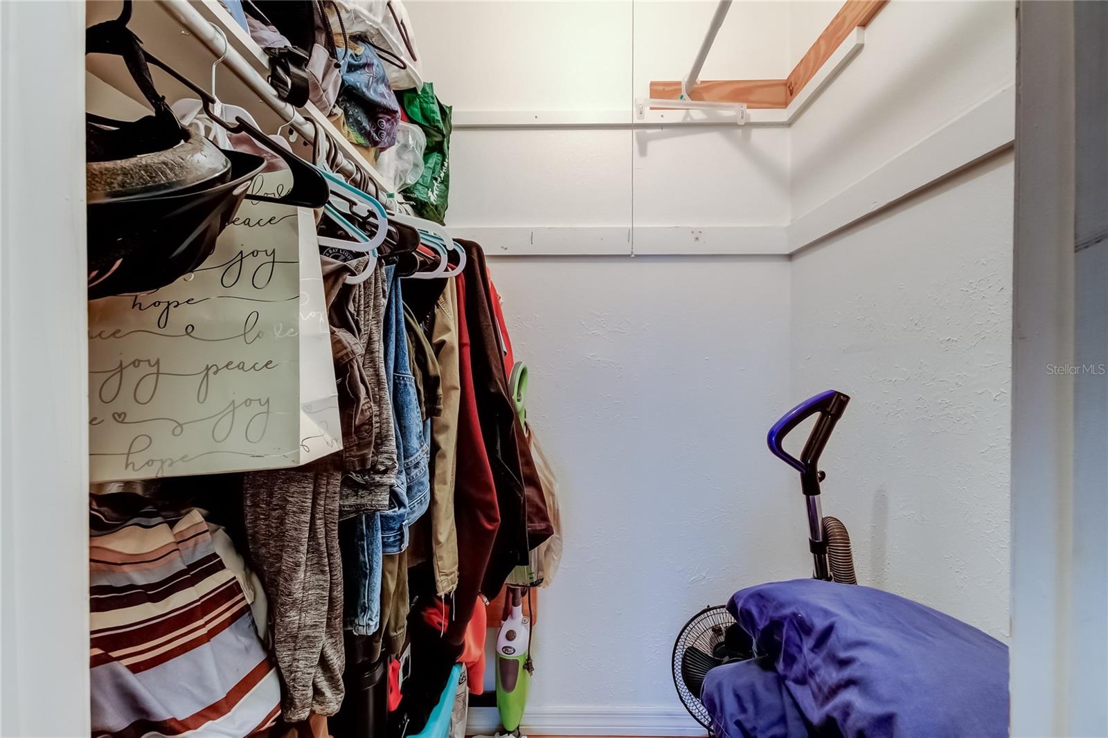 Listing photo id 15 for 3650 41st Way S A