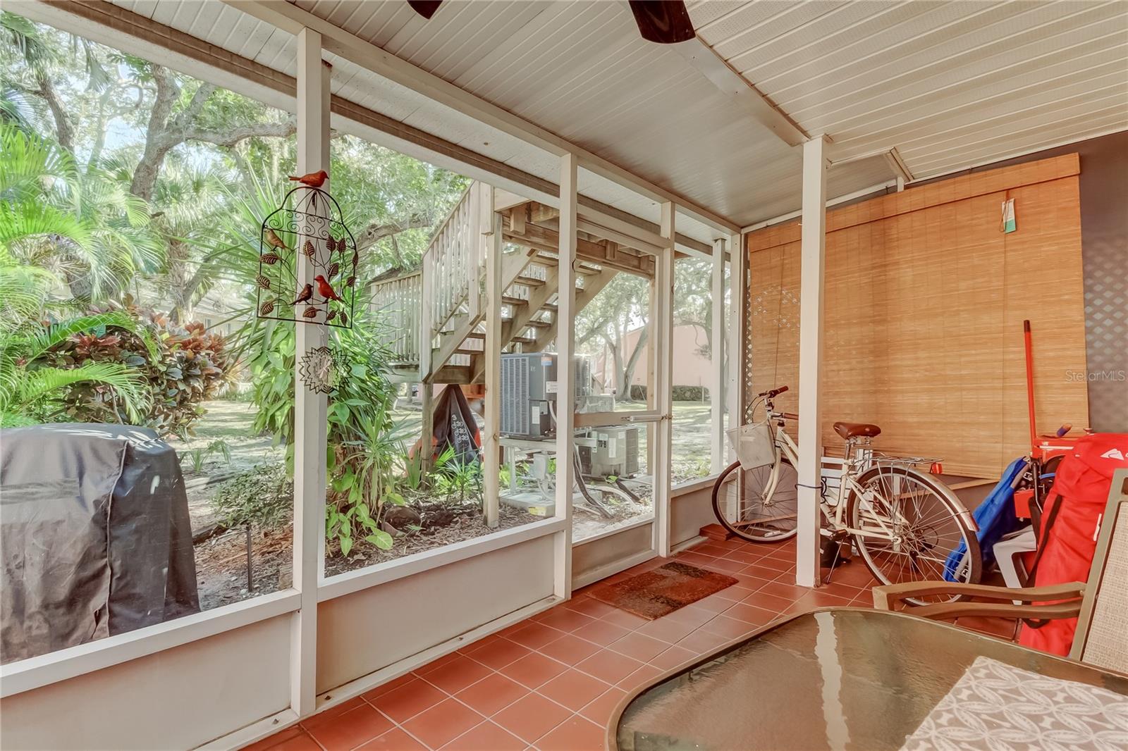 Listing photo id 23 for 3650 41st Way S A