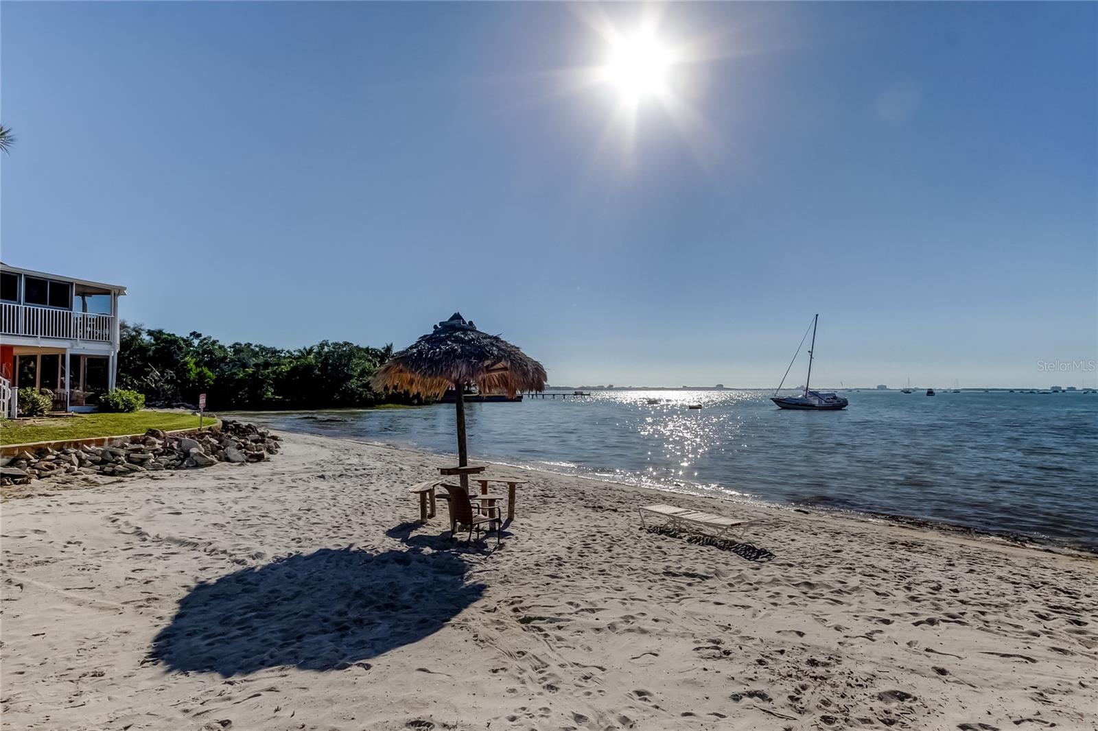 Listing photo id 32 for 3650 41st Way S A