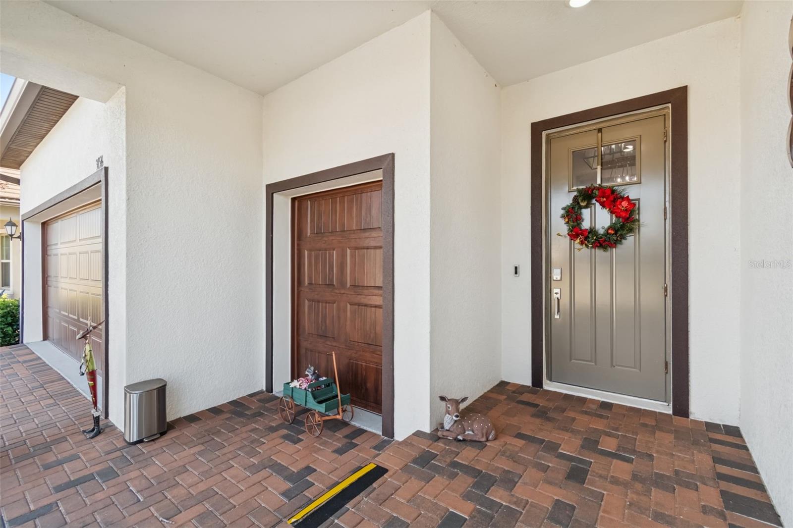 Image 4 of 100 For 31516 Cabana Rye