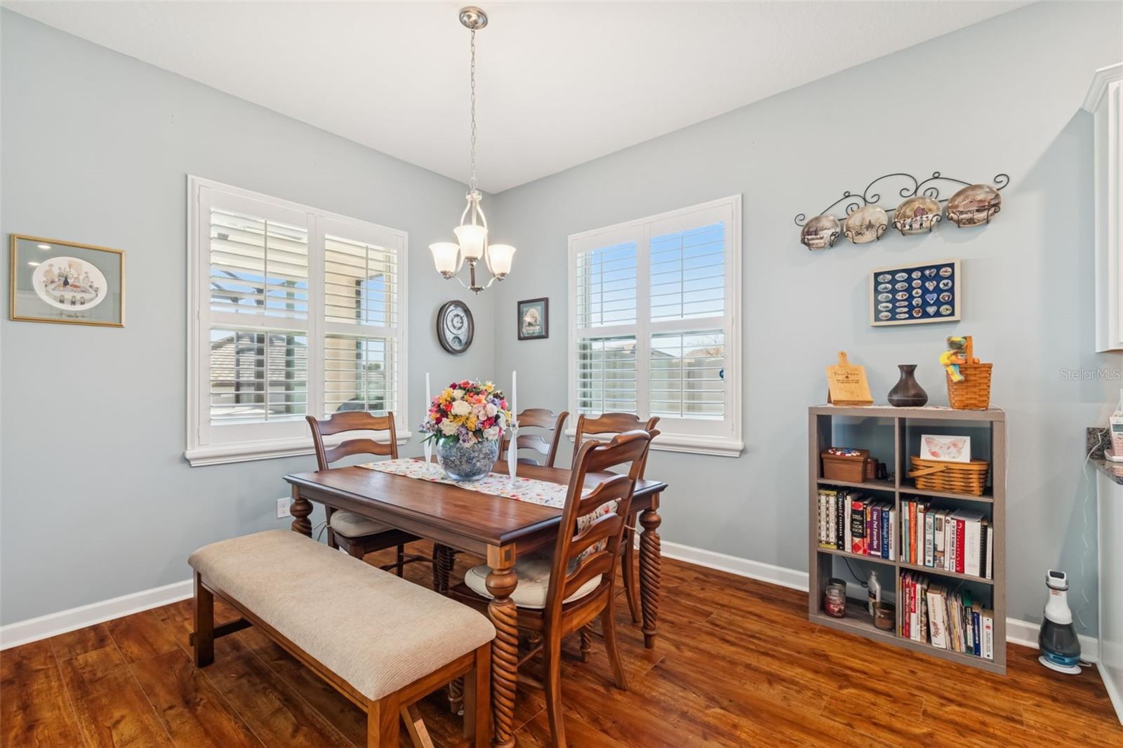 Image 40 of 100 For 31516 Cabana Rye