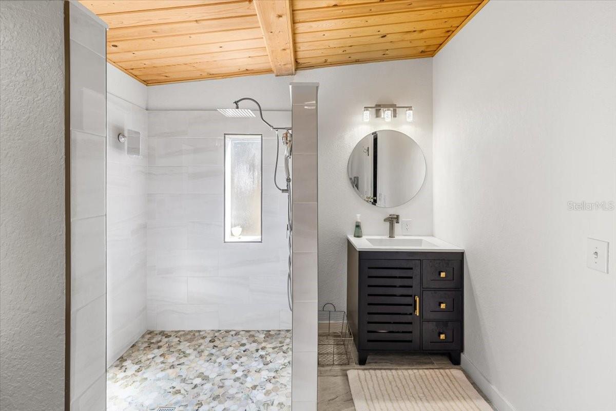 Image 18 of 40 For 13205 Star Road