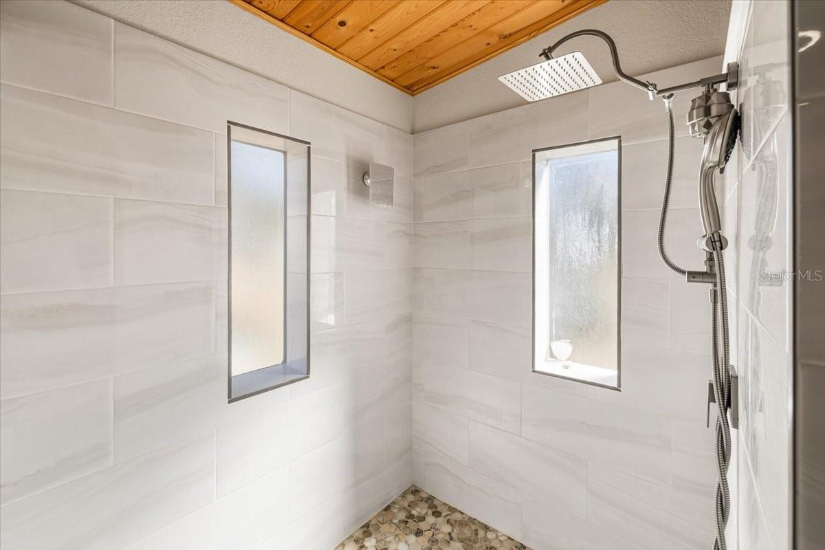 Image 19 of 40 For 13205 Star Road