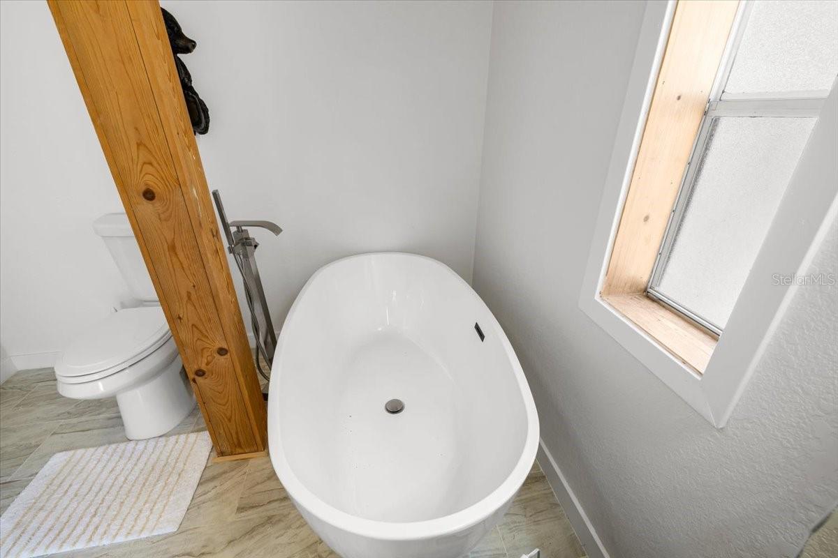 Image 20 of 40 For 13205 Star Road