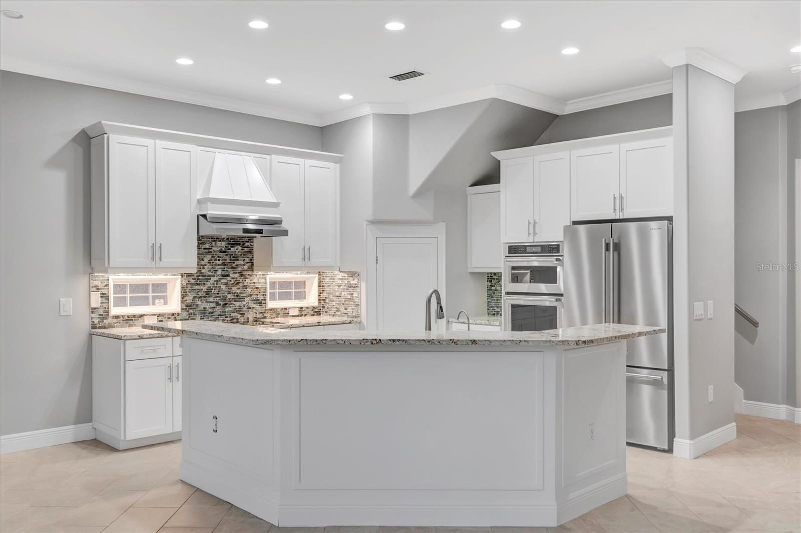 Image 16 of 53 For 4510 Murcia Boulevard 16