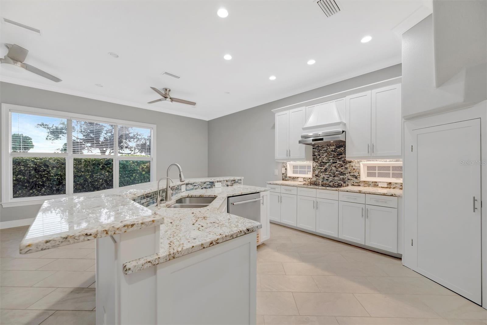 Image 23 of 53 For 4510 Murcia Boulevard 16