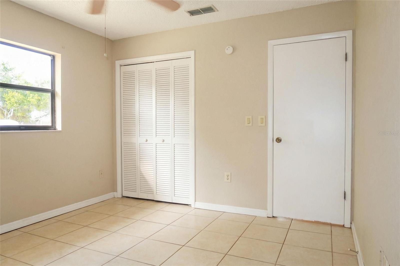 Image 18 of 23 For 4965 Bobwhite Court