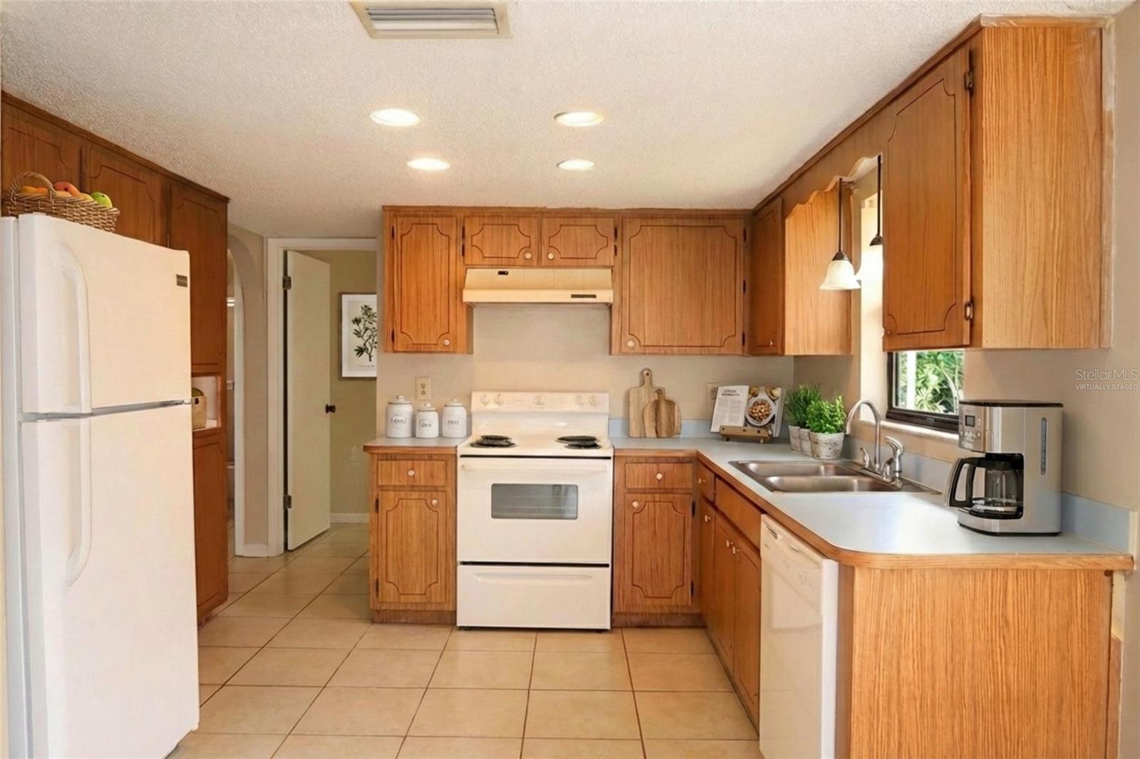 Image 3 of 23 For 4965 Bobwhite Court