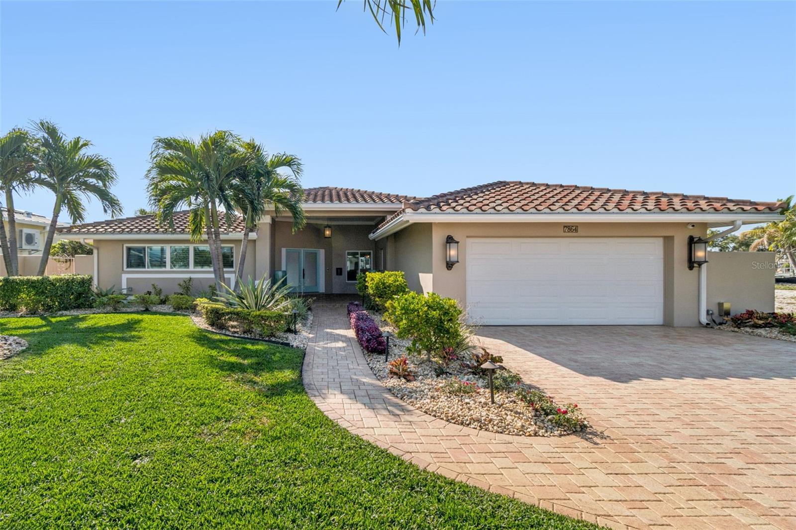 Details for 7864 9th Avenue S, ST PETERSBURG, FL 33707