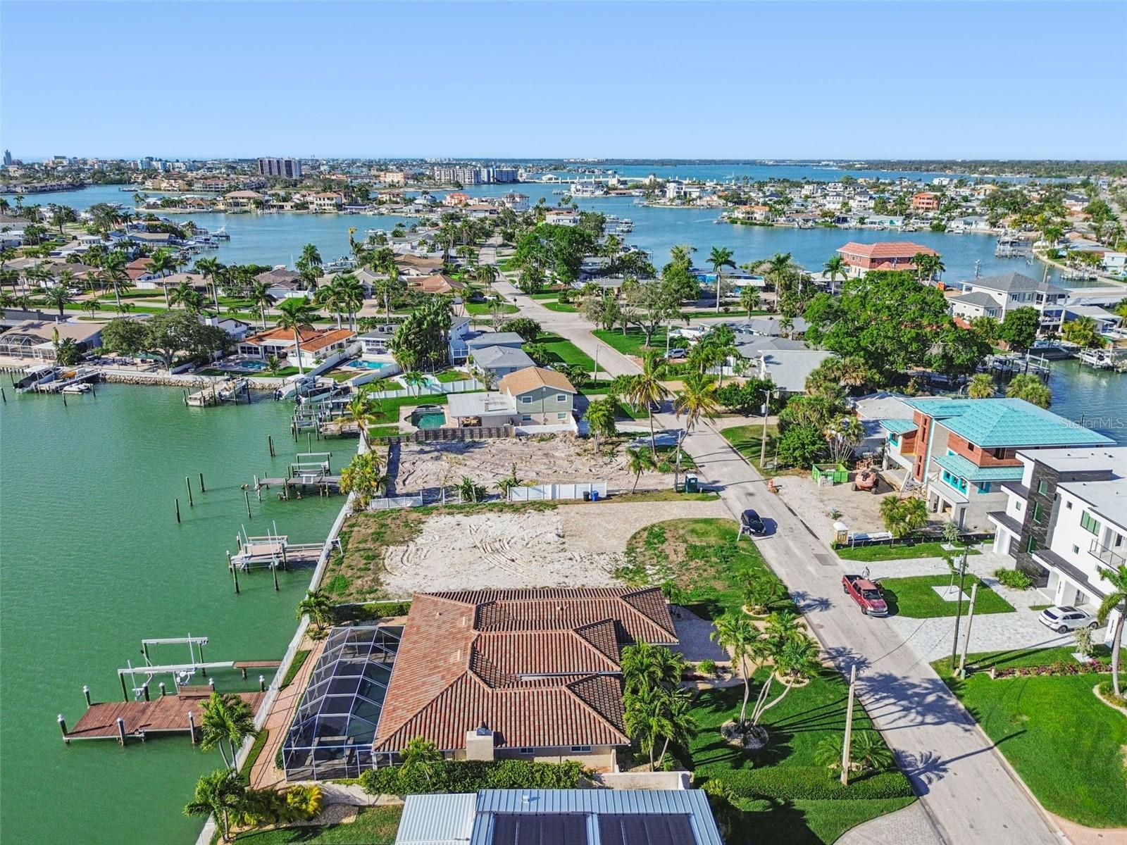 Image 14 of 48 For 7864 9th Avenue S