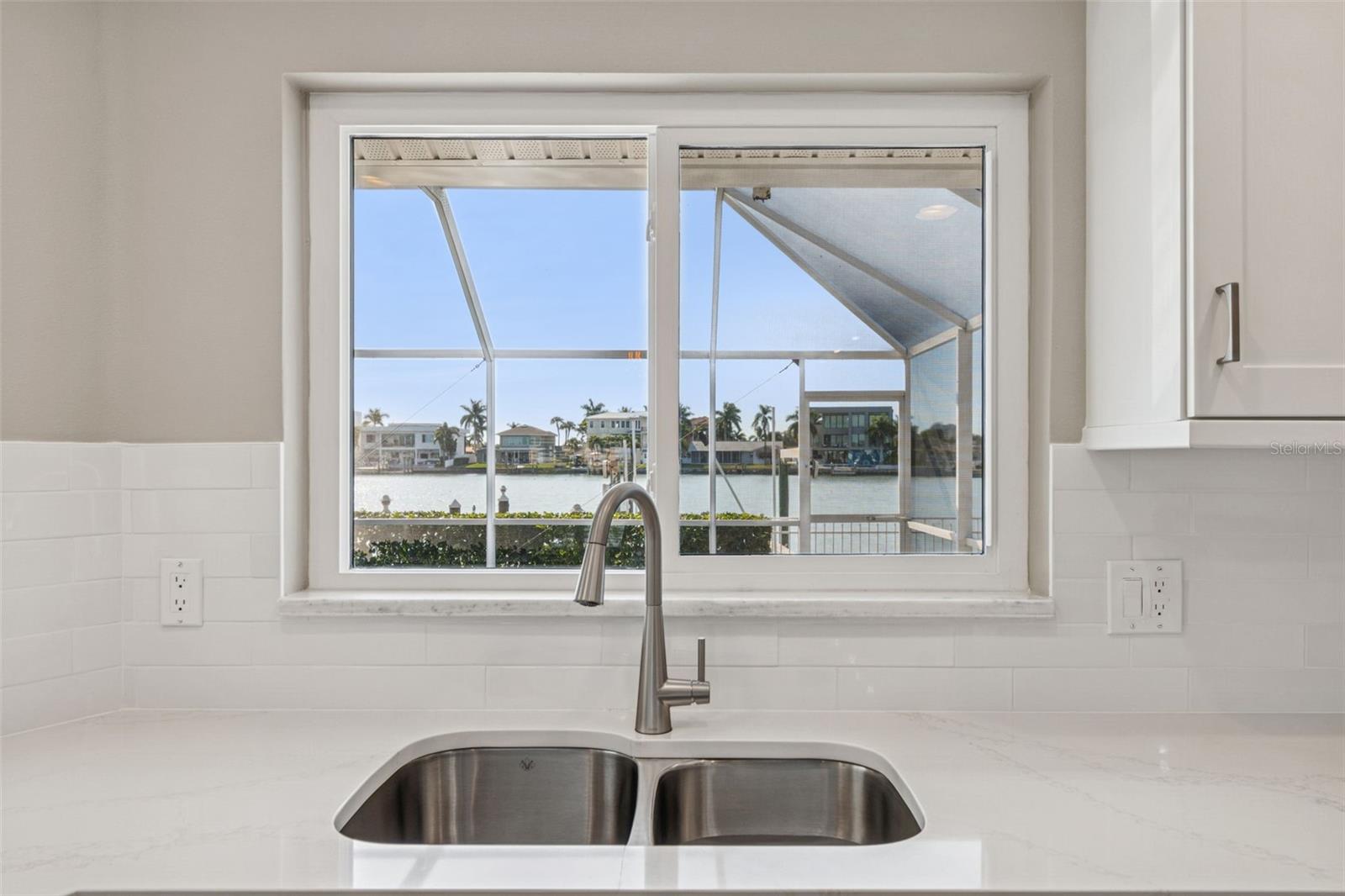 Image 18 of 48 For 7864 9th Avenue S