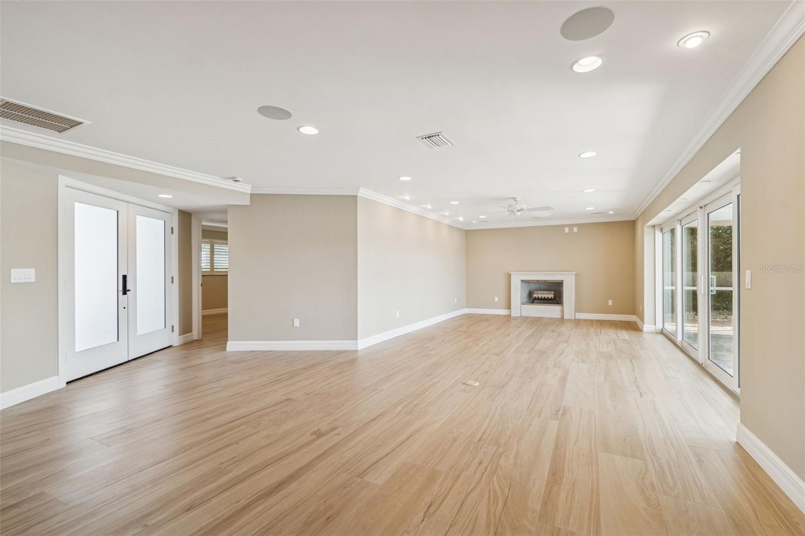 Image 23 of 48 For 7864 9th Avenue S