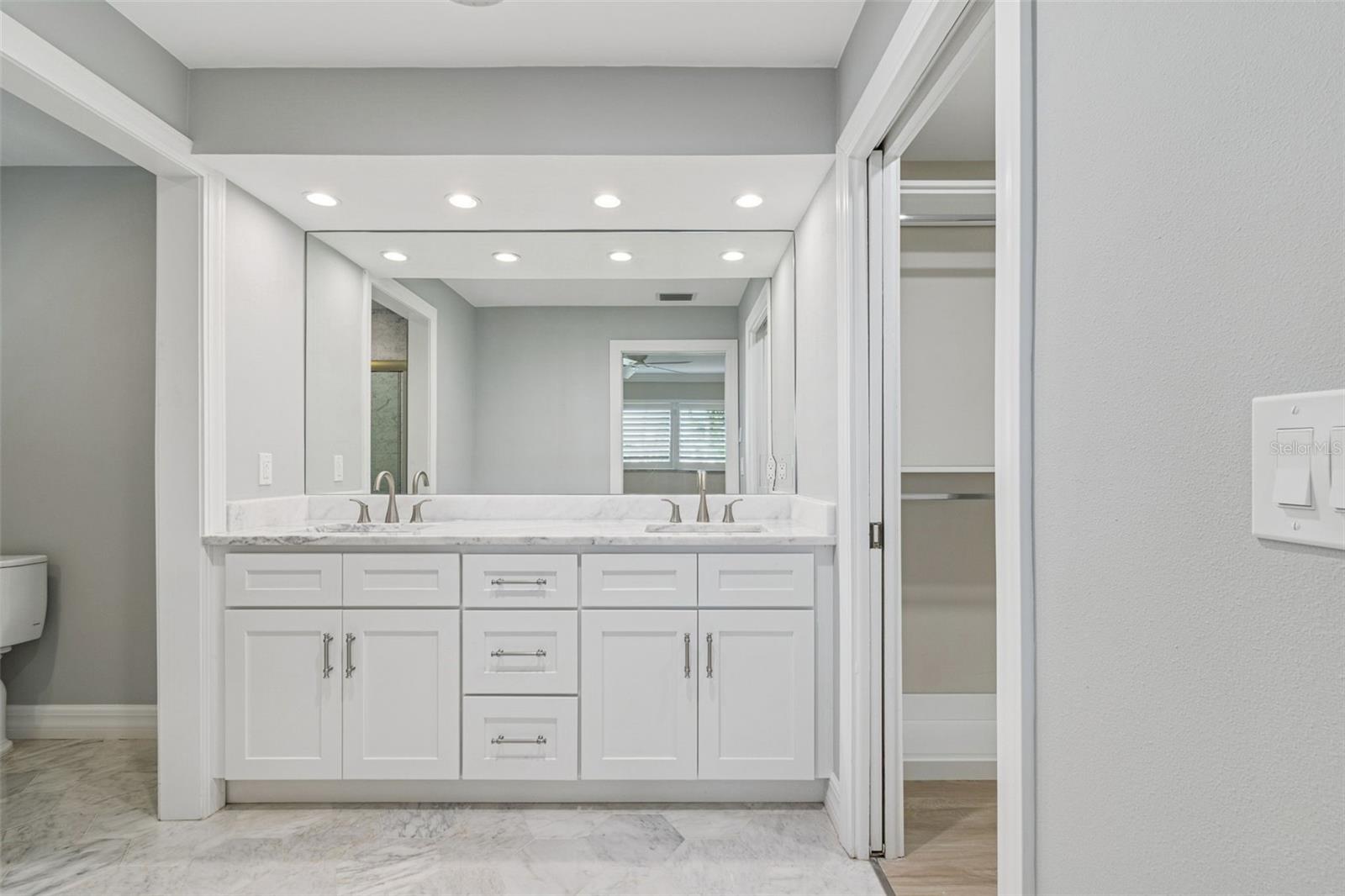 Image 27 of 48 For 7864 9th Avenue S