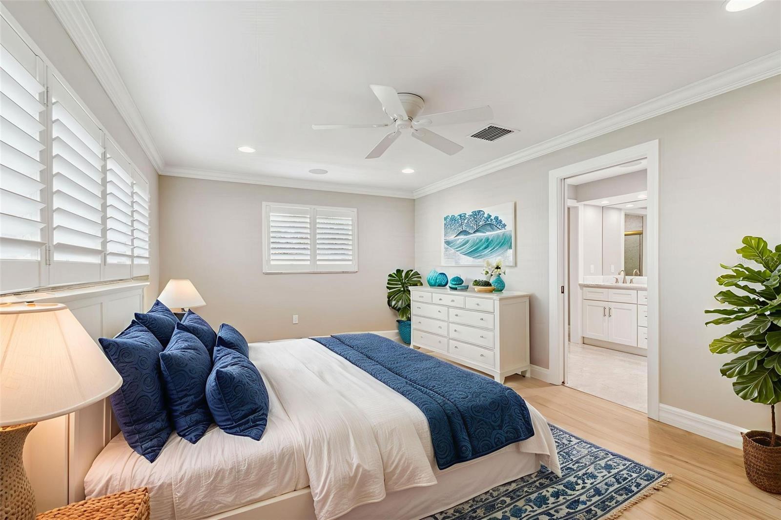 Image 9 of 48 For 7864 9th Avenue S