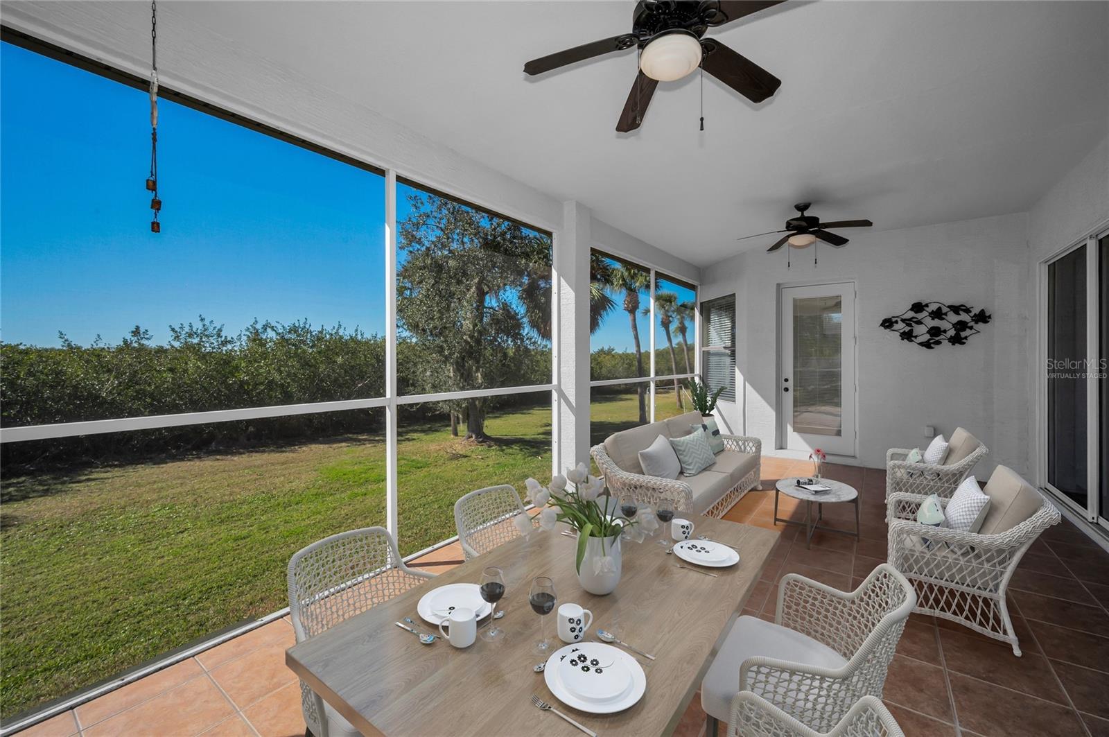 Image 33 of 75 For 10622 Cape Hatteras Drive