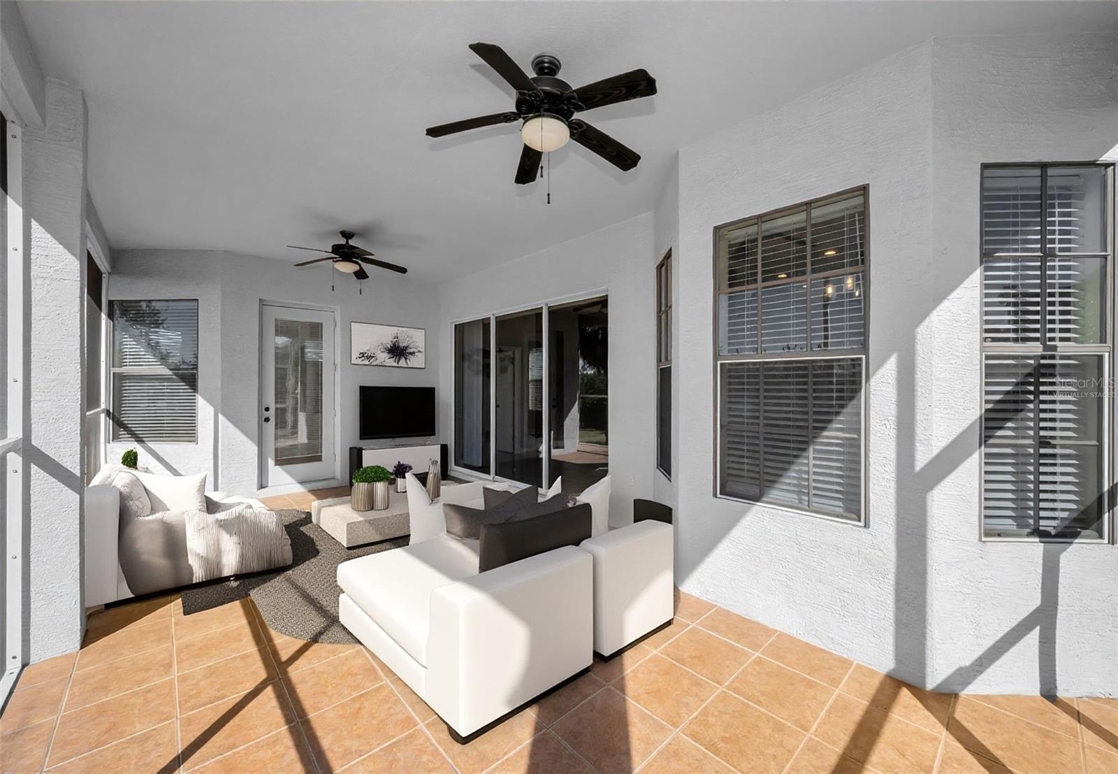 Image 35 of 75 For 10622 Cape Hatteras Drive