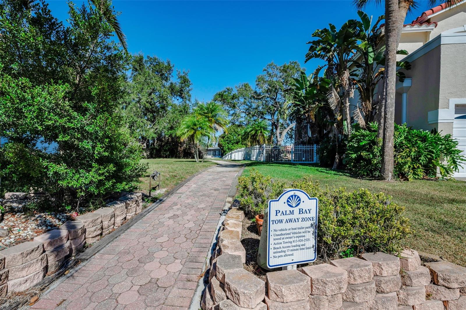 Image 53 of 75 For 10622 Cape Hatteras Drive