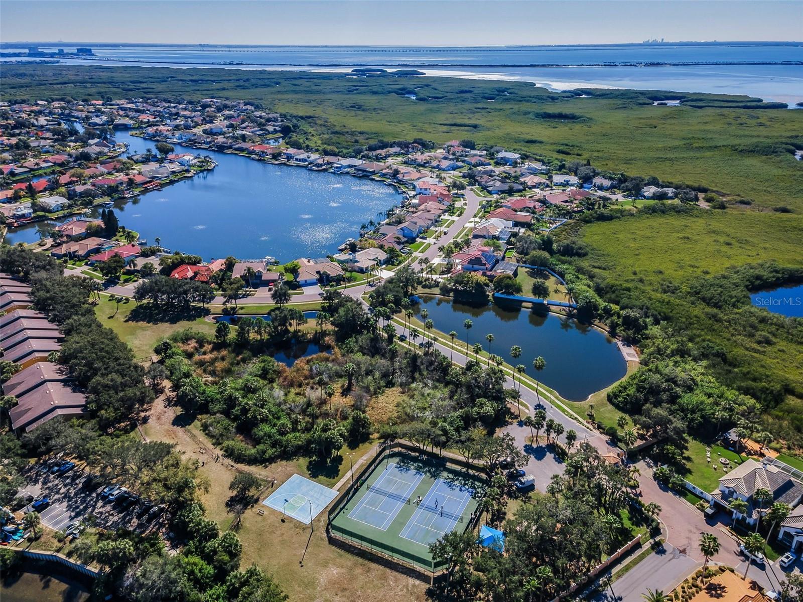 Image 67 of 75 For 10622 Cape Hatteras Drive