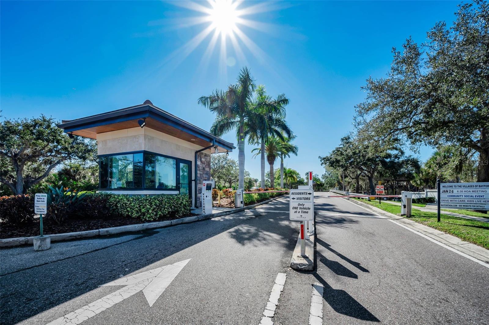 Image 73 of 75 For 10622 Cape Hatteras Drive