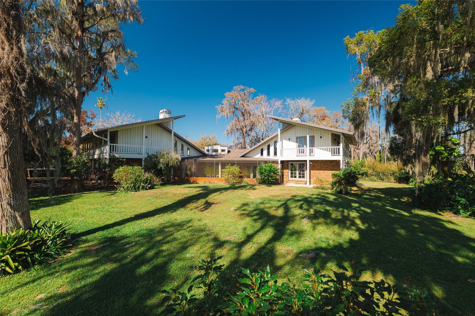 Image 2 of 81 For 602 Druid Way