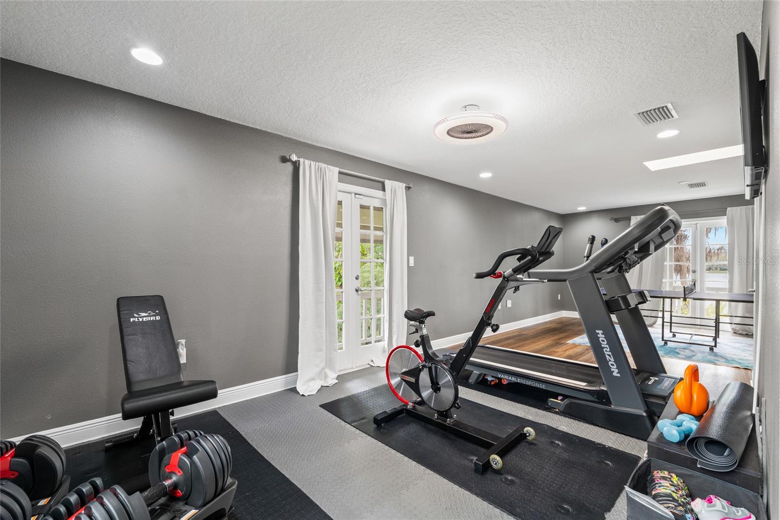 Image 38 of 81 For 602 Druid Way