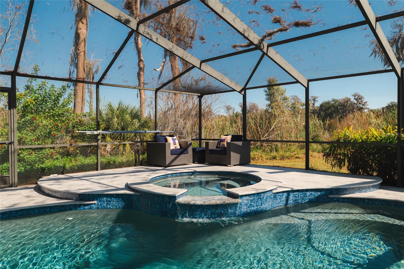 Image 56 of 81 For 602 Druid Way