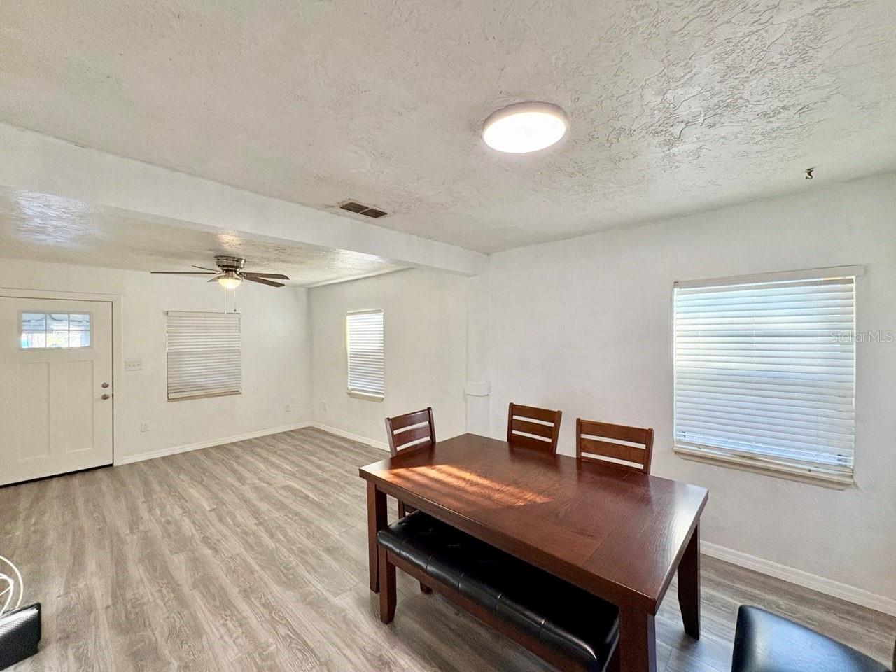 Image 8 of 18 For 524 Lime Street