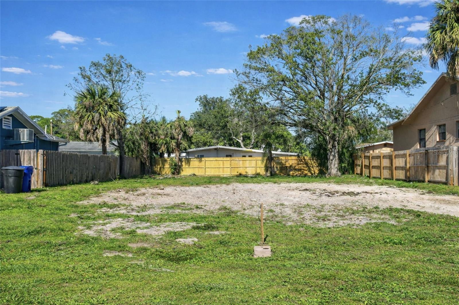Details for 319 80th Avenue Ne, ST PETERSBURG, FL 33702
